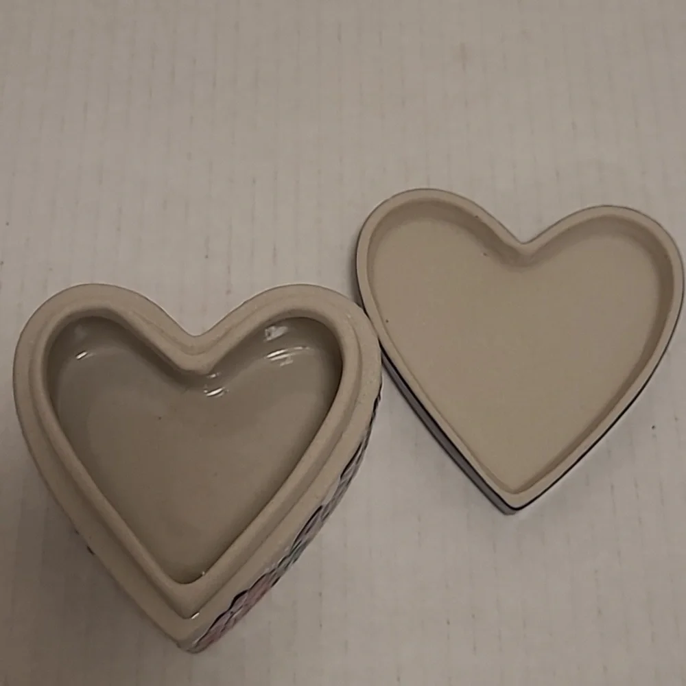 Handmade Mexican Floral Heart Shaped Trinket Box /Stash Box